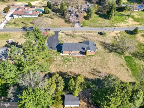 View/Area - 1800 Gayfields Dr, Silver Spring, MD 20906 photo 6 of 7