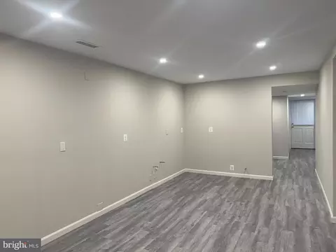 Living - 1800 Gayfields Dr, Silver Spring, MD 20906 photo 9 of 10