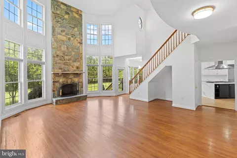 Living - 16809 Harbour Town, Ashton, MD 20861 photo 8 of 13