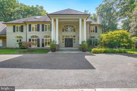 10823 Lockland, Potomac, MD 20854