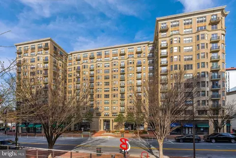 7710 Woodmont Ave #506, Bethesda, MD 20814