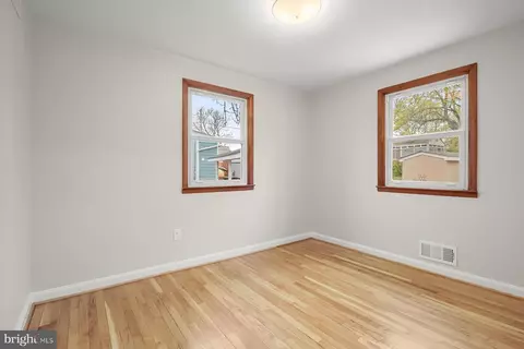 Bedroom - 1523 Jasper St, Silver Spring, MD 20902 photo 2 of 8