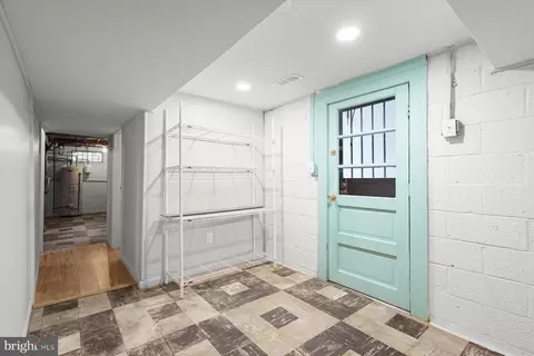 Entry Way - 1523 Jasper St, Silver Spring, MD 20902 photo 5 of 5