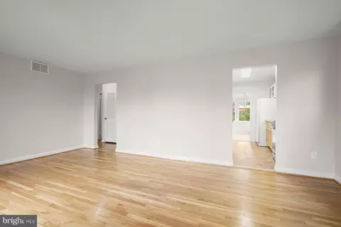 Living - 1523 Jasper St, Silver Spring, MD 20902 photo 1 of 3