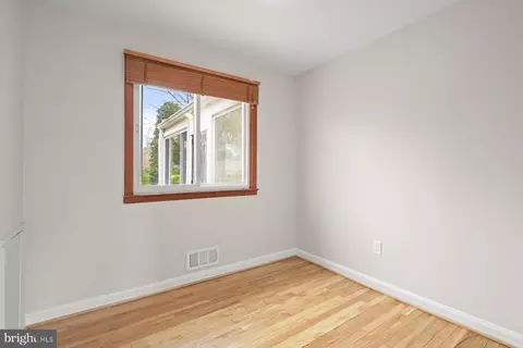 Bedroom - 1523 Jasper St, Silver Spring, MD 20902 photo 7 of 8