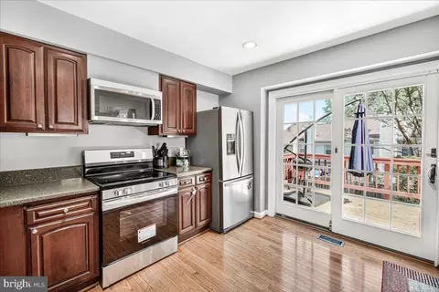 Kitchen - 1520 Ingram Ter, Silver Spring, MD 20906 photo 2 of 4