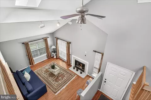 Entry Way - 1520 Ingram Ter, Silver Spring, MD 20906 photo 2 of 5