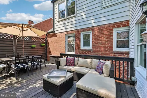 Exterior - 10419 Huntley Ave, Silver Spring, MD 20902 photo 4 of 9