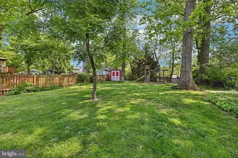 Exterior - 10419 Huntley Ave, Silver Spring, MD 20902 photo 7 of 9