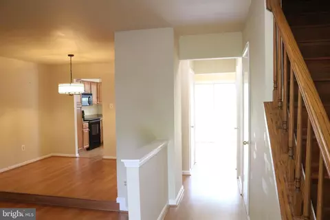 Entry Way - 17 Habersham Ct, Silver Spring, MD 20906 photo 1 of 6