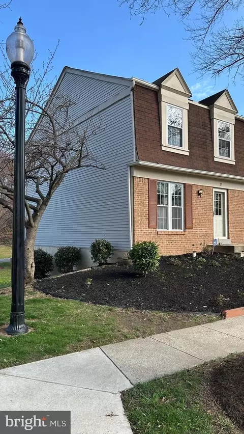 17 Habersham Ct, Silver Spring, MD 20906