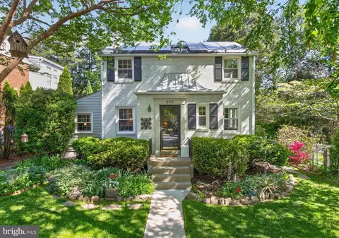 Exterior - 203 Baden St, Silver Spring, MD 20901 photo 3 of 12