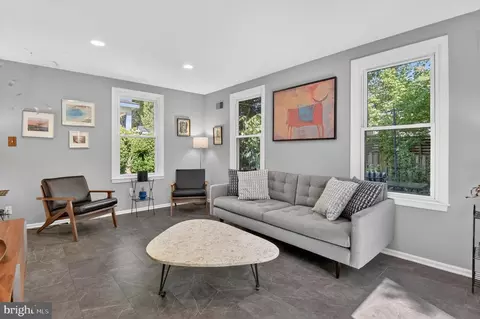 Living - 203 Baden St, Silver Spring, MD 20901 photo 2 of 3