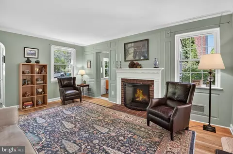 Living - 203 Baden St, Silver Spring, MD 20901 photo 1 of 3