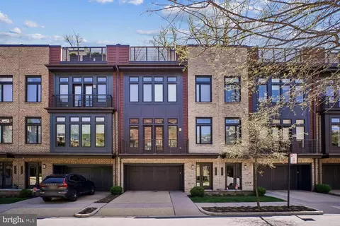 5344 Merriam St, Bethesda, MD 20814