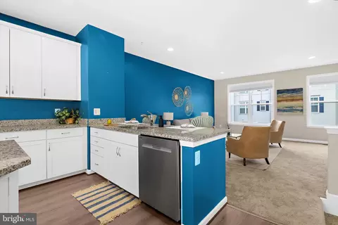 Kitchen - 15610 Steamboat Way, Silver Spring, MD 20906 photo 2 of 7
