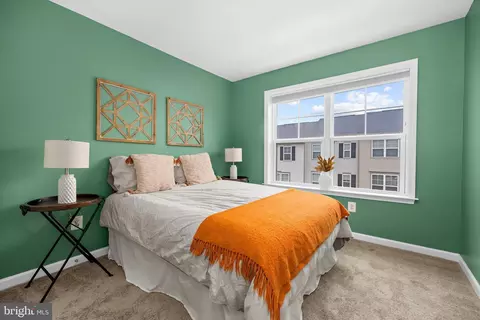 Bedroom - 15610 Steamboat Way, Silver Spring, MD 20906 photo 1 of 6