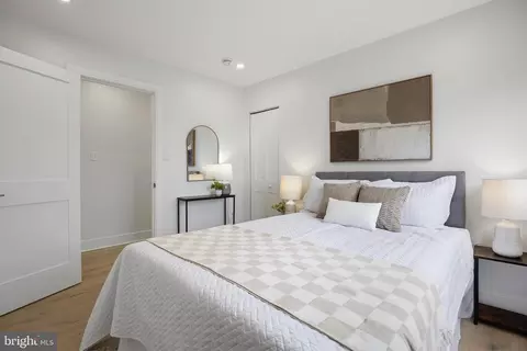 Bedroom - 14828 Fireside Dr, Silver Spring, MD 20905 photo 3 of 8