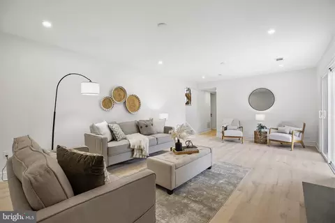 Living - 14828 Fireside Dr, Silver Spring, MD 20905 photo 3 of 5