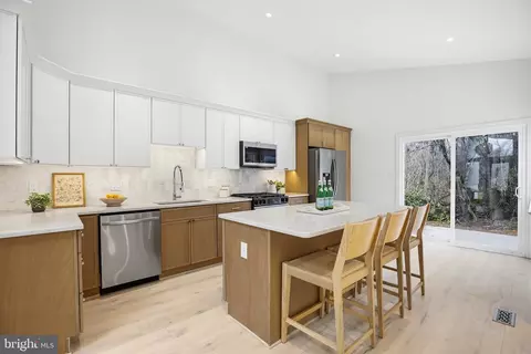 Kitchen - 14828 Fireside Dr, Silver Spring, MD 20905 photo 3 of 4