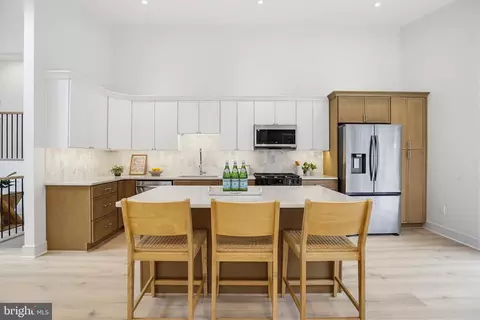 Kitchen - 14828 Fireside Dr, Silver Spring, MD 20905 photo 2 of 4