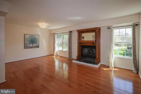 Living - 3737 Capulet Ter #3737, Silver Spring, MD 20906 photo 3 of 4