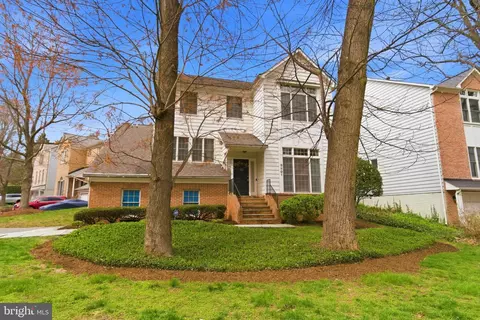 8901 Ellsworth Ct, Silver Spring, MD 20910