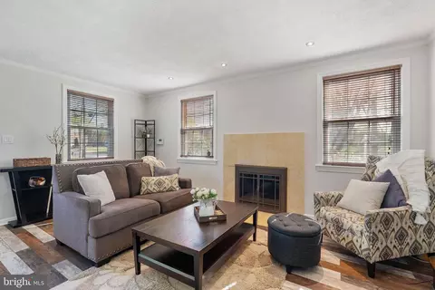 Living - 2600 Arcola Ave, Silver Spring, MD 20902 photo 2 of 2