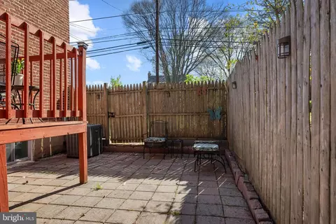 Exterior - 2600 Arcola Ave, Silver Spring, MD 20902 photo 5 of 10