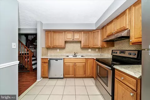 Kitchen - 3749 Castle Ter #121-14, Silver Spring, MD 20904 photo 4 of 4