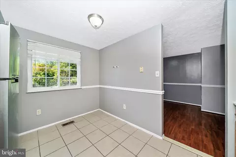 Entry Way - 3749 Castle Ter #121-14, Silver Spring, MD 20904 photo 6 of 7