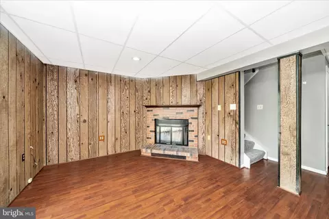 Living - 3749 Castle Ter #121-14, Silver Spring, MD 20904 photo 6 of 6