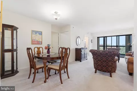 3330 N Leisure World Blvd #5-712, Silver Spring, MD 20906