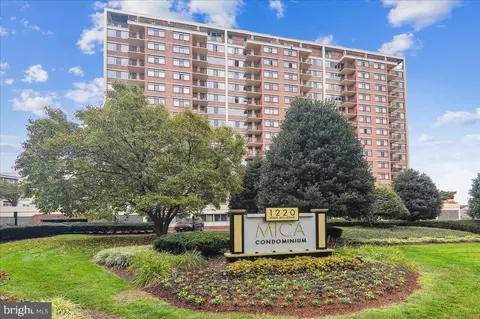1220 Blair Mill Rd #804, Silver Spring, MD 20910