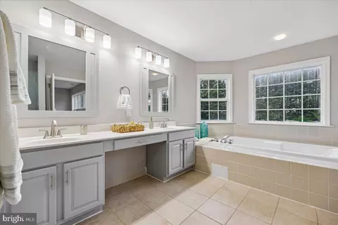 Bath - 21712 Slidell Rd, Boyds, MD 20841 photo 1 of 1
