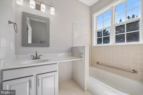 Bath - 21712 Slidell Rd, Boyds, MD 20841 photo 1 of 1