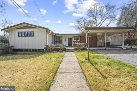 700 Greyrock Dr, Silver Spring, MD 20910