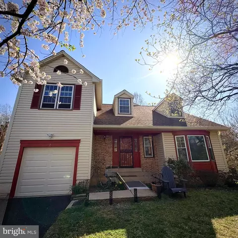 2 Norwich Ct, Gaithersburg, MD 20878