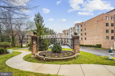 2904 N Leisure World Blvd N #214, Silver Spring, MD 20906