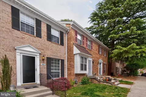 9030 Pickwick Village Ter, Silver Spring, MD 20901