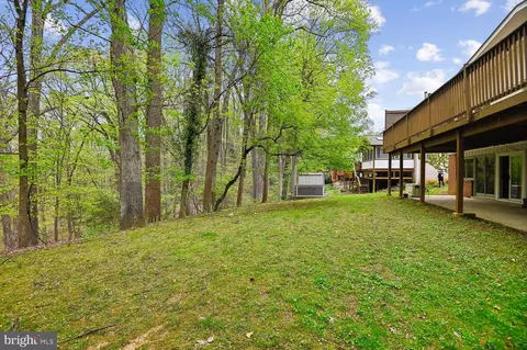 Exterior - 10316 Burnt Ember Dr, Silver Spring, MD 20903 photo 10 of 13
