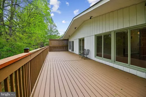 Exterior - 10316 Burnt Ember Dr, Silver Spring, MD 20903 photo 4 of 13
