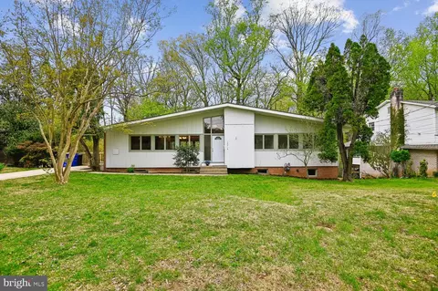 10316 Burnt Ember Dr, Silver Spring, MD 20903