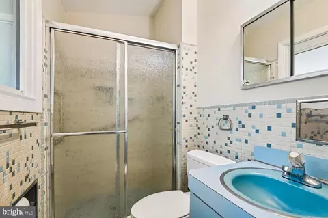 Bath - 10316 Burnt Ember Dr, Silver Spring, MD 20903 photo 1 of 3