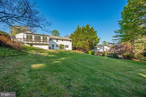 Exterior - 10508 Sweepstakes Rd, Damascus, MD 20872 photo 7 of 7