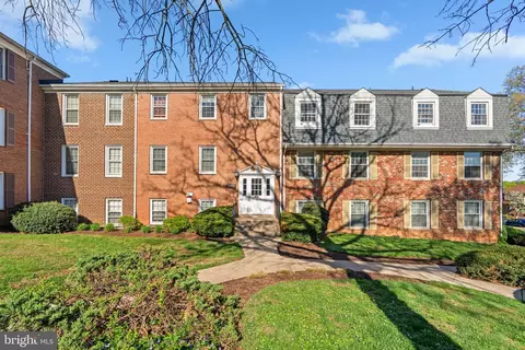 740 Quince Orchard Blvd #102, Gaithersburg, MD 20878