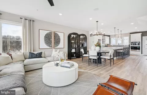 14499 Leafhopper Dr, Boyds, MD 20841