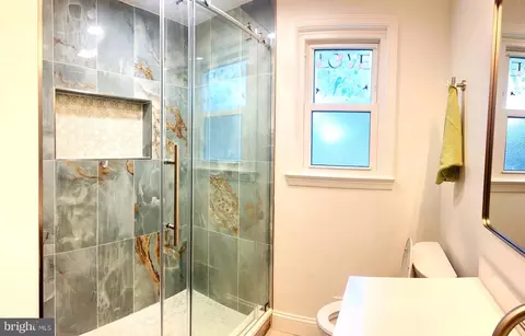 Bath - 8802 2nd Ave, Silver Spring, MD 20910 photo 3 of 12