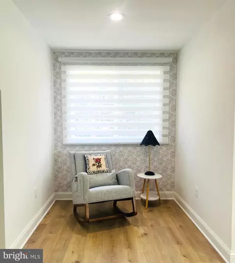 Entry Way - 8802 2nd Ave, Silver Spring, MD 20910 photo 4 of 6