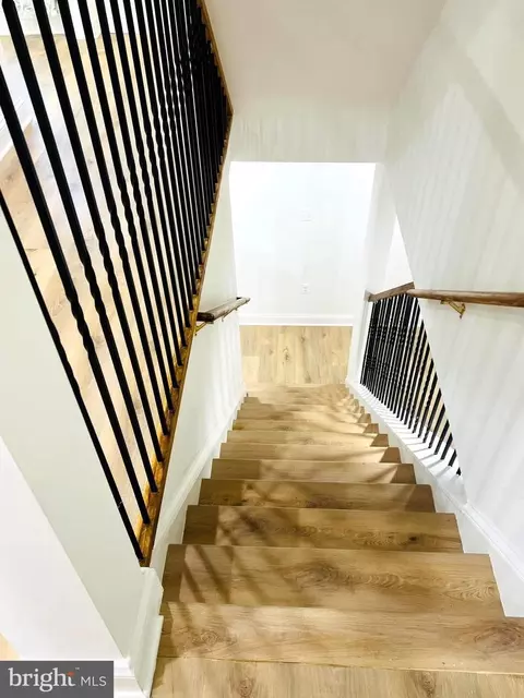 Entry Way - 8802 2nd Ave, Silver Spring, MD 20910 photo 5 of 6